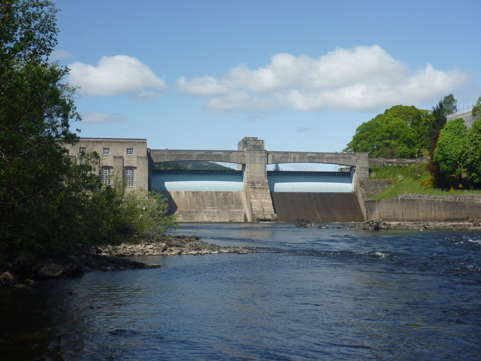 Pitlochry Dam am River Tummel in Perthshire