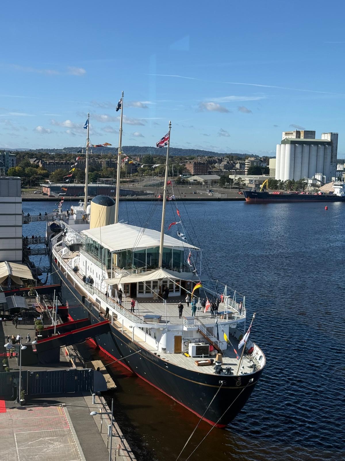 boot-am-Fluss-angelegt