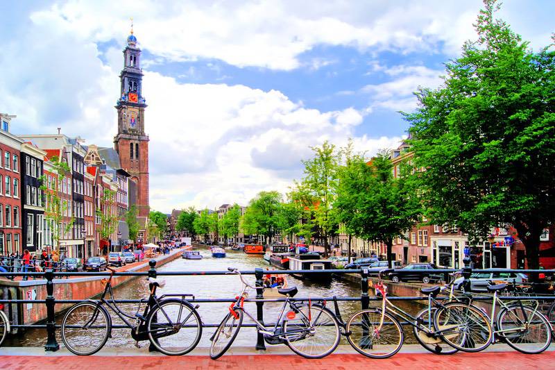 amsterdam-blumen-windmuehlen-barrierefrei-reisen